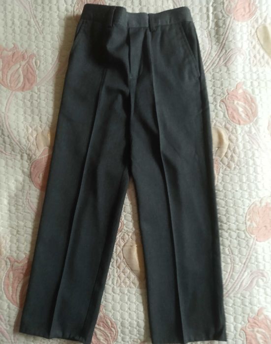 Комплект одягу для хлопчика: костюм BLACK BLUE трійка 122-128см.+ штани RIVER, штани BRANT*S