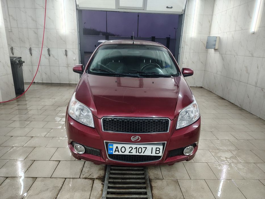 Aveo T255 (Zaz Vida) Хетчбек, 2ий власник + комплект резини.