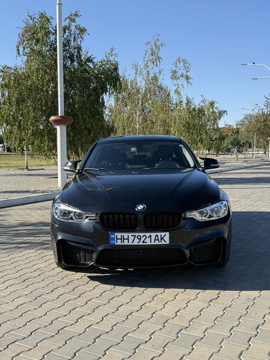 Продам BMW 3 Series 2012