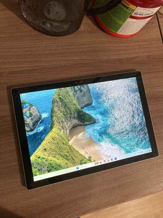 surface pro 5 8 256 - Купити електроніку - Ціни на OLX.ua