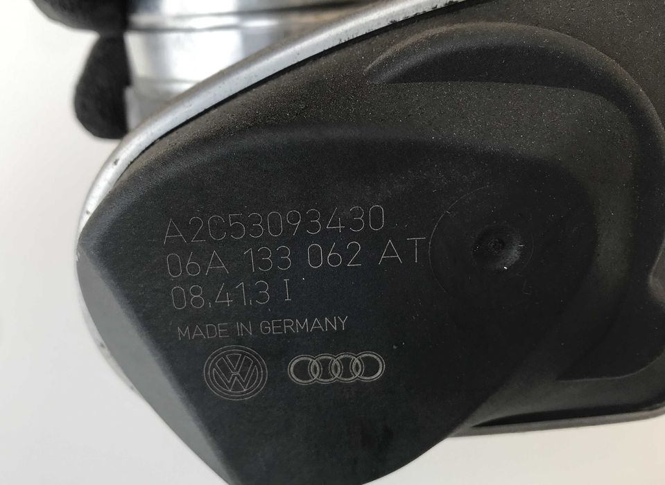 Дросельна заслонка Volkswagen Caddy / Golf 4 / Golf 5 / Golf Plus / Jetta / Passat B6 / Touran - 1.6