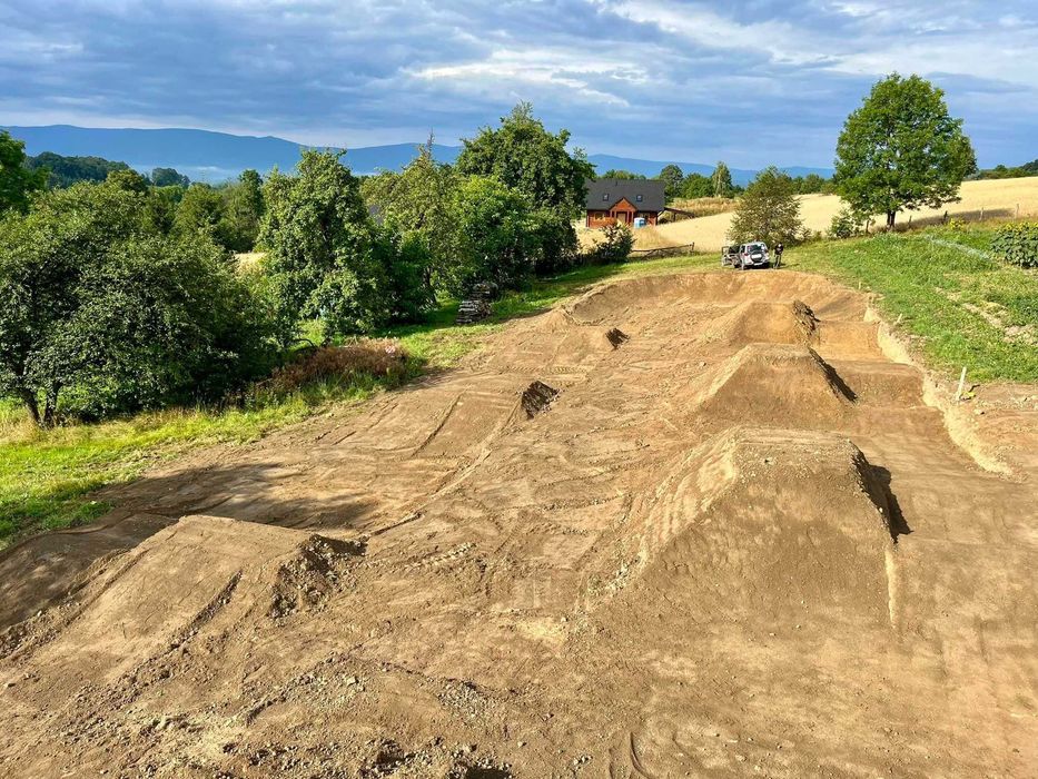 Usługi Mini koparka / Transport wywrotką do 3,5 T