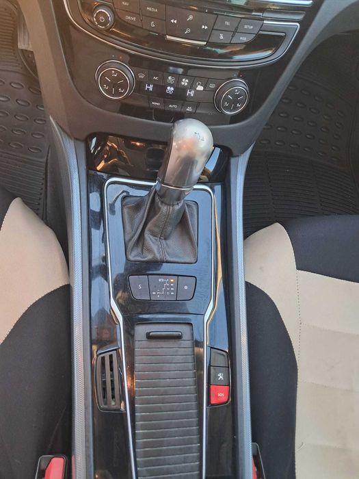 Peugeot 508 SW - Automática