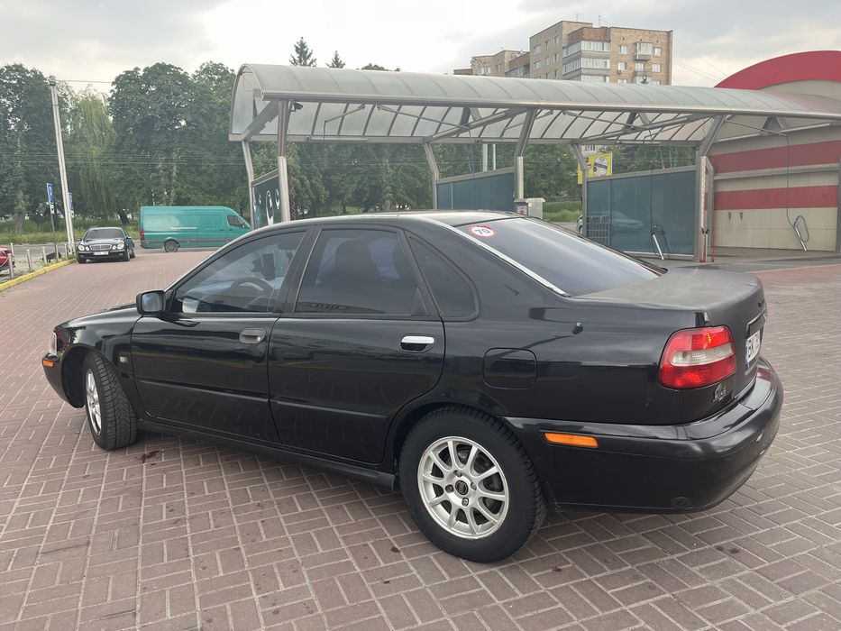 Volvo s40 2004 рік