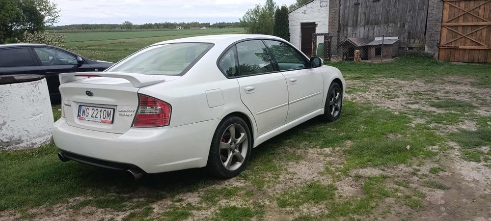 Subaru Legacy GT