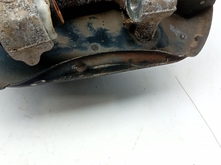 Manga de eixo trás esquerda VOLKSWAGEN Scirocco (137, 138)