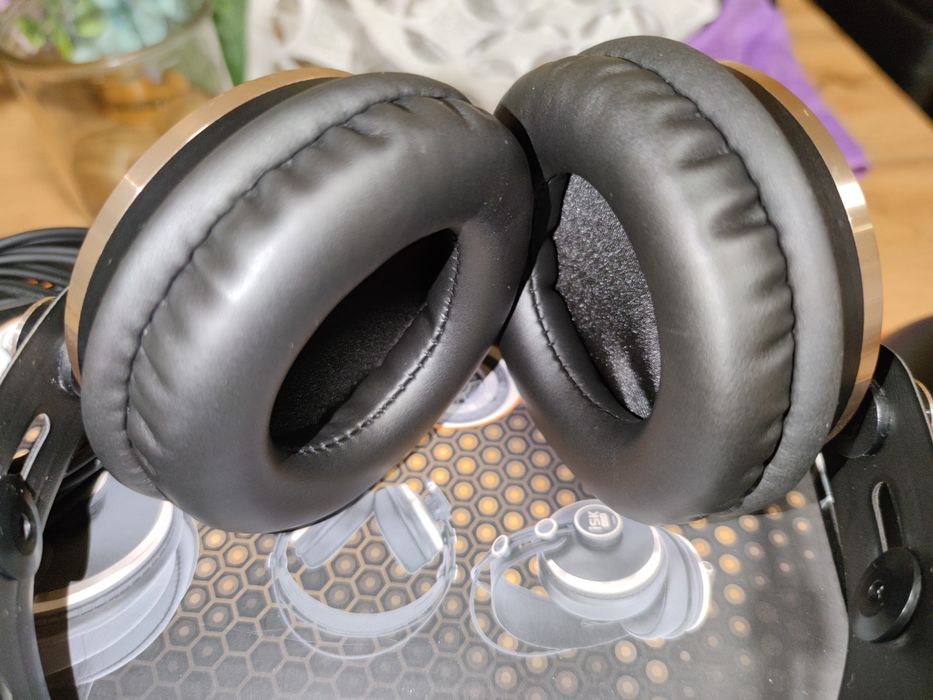 ISK HD 9999 słuchawki studyjnej.