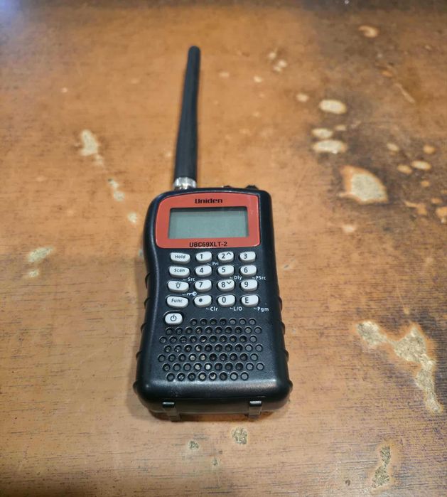 Skaner odbiornik UNIDEN UBC69XLT - 2 VHF UHF