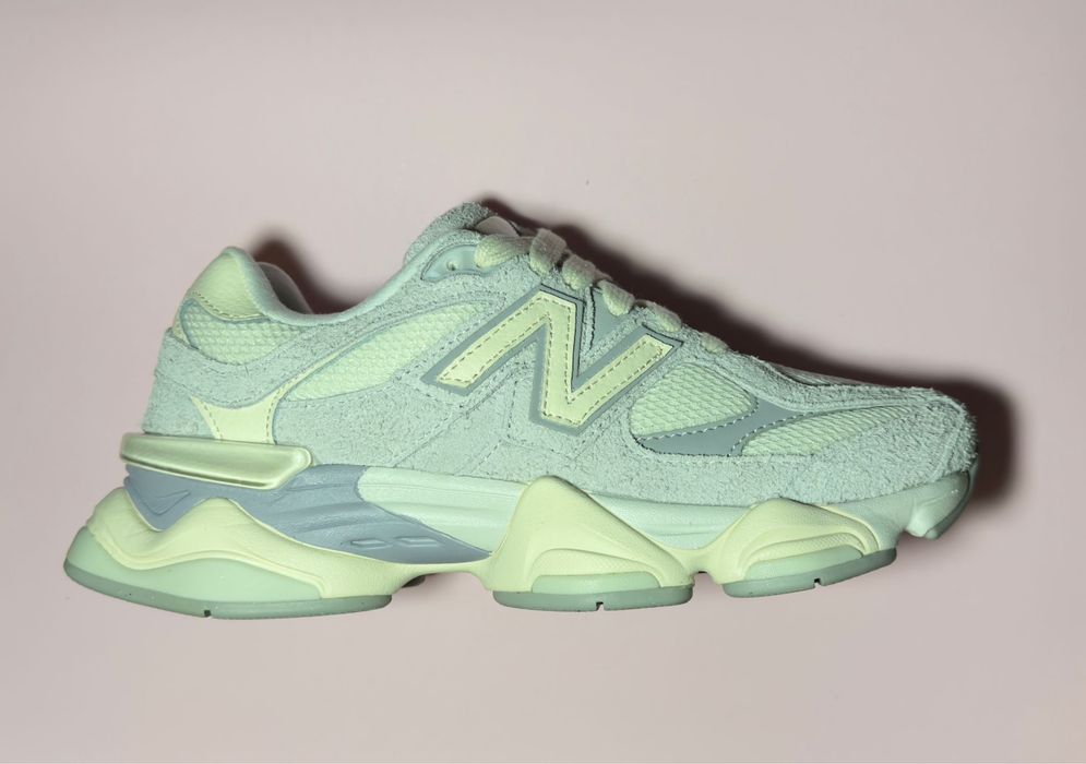 New Balance 9060