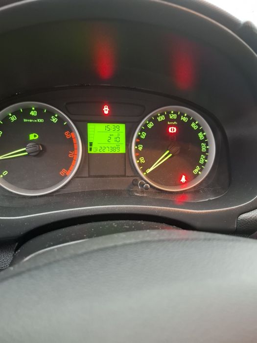 Шкода Фабіа 2  СВІЖА