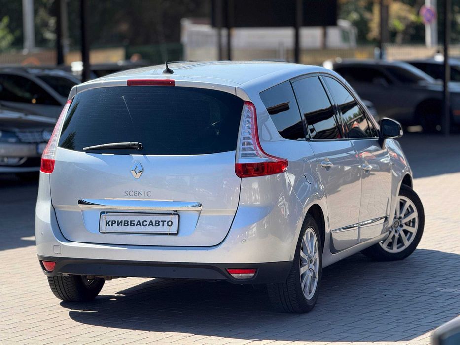 Renault Grand Scenic 2012