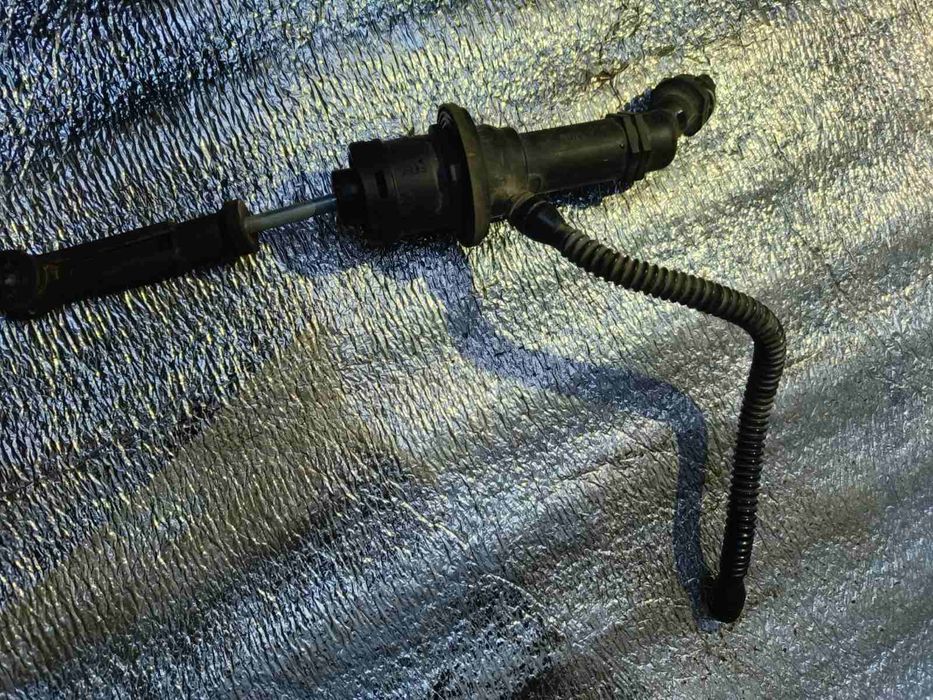 Головний циліндр зчеплення Рено Меган, Рено Кенго...