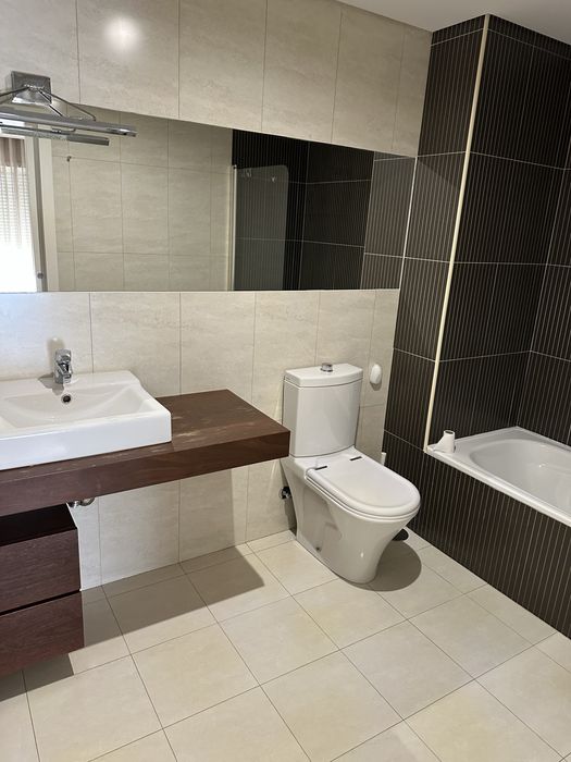 Apartamento T2 para arrendamento - Caldelas