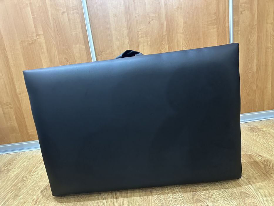 Кушетка для косметології.Кушетка б/у в дуже гарному стані