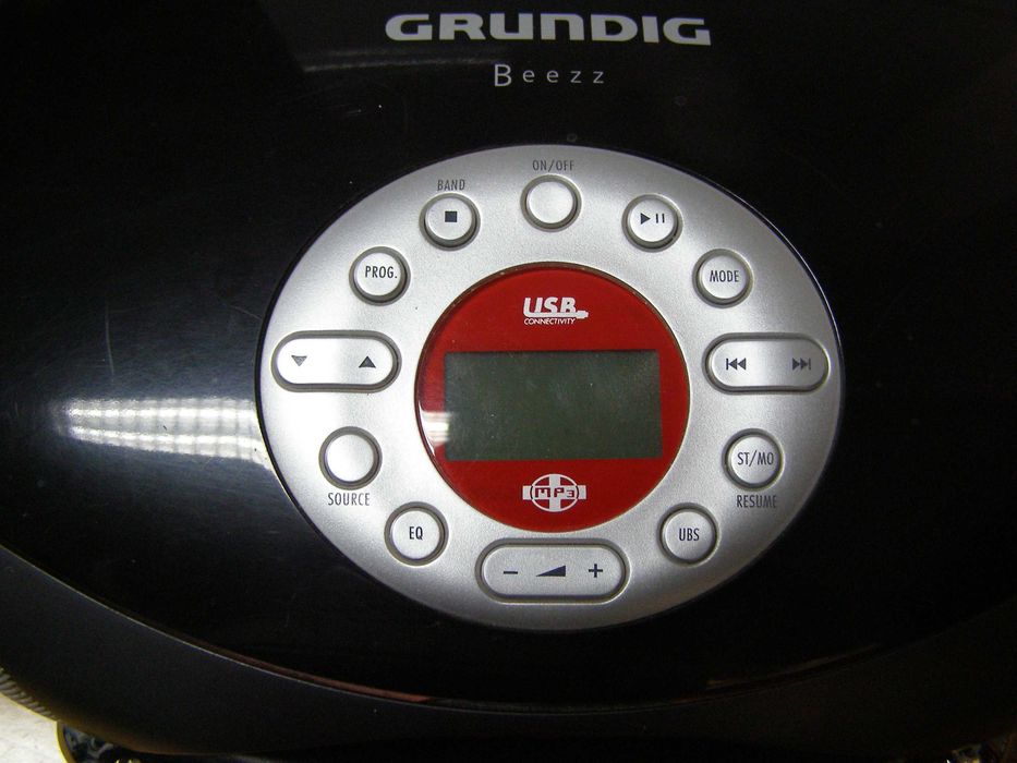 Rádio portátil - marca GRUNDIG  Beezz 6800/DEC/A