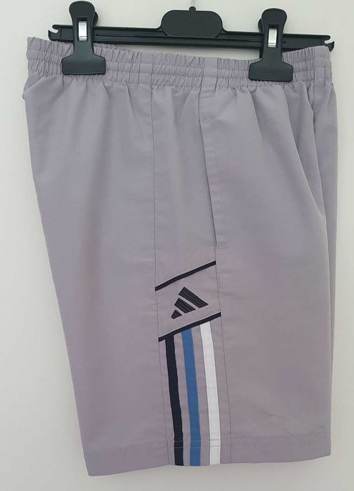 Adidas szorty, spodenki rozmiar 128