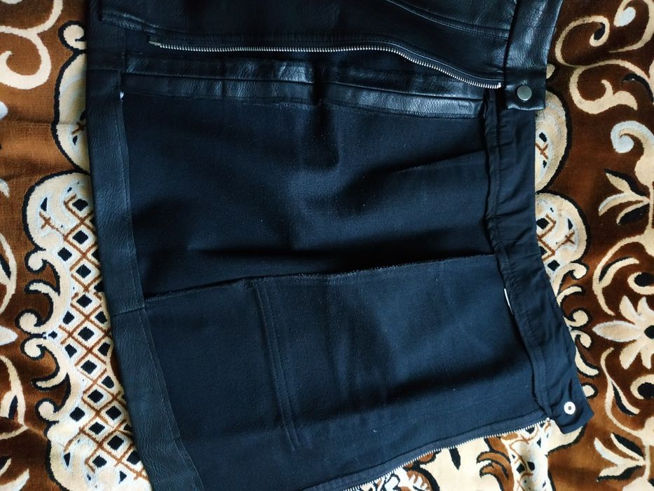 Жіноча юбка єко шкіра.Чудовий стан Б/У.