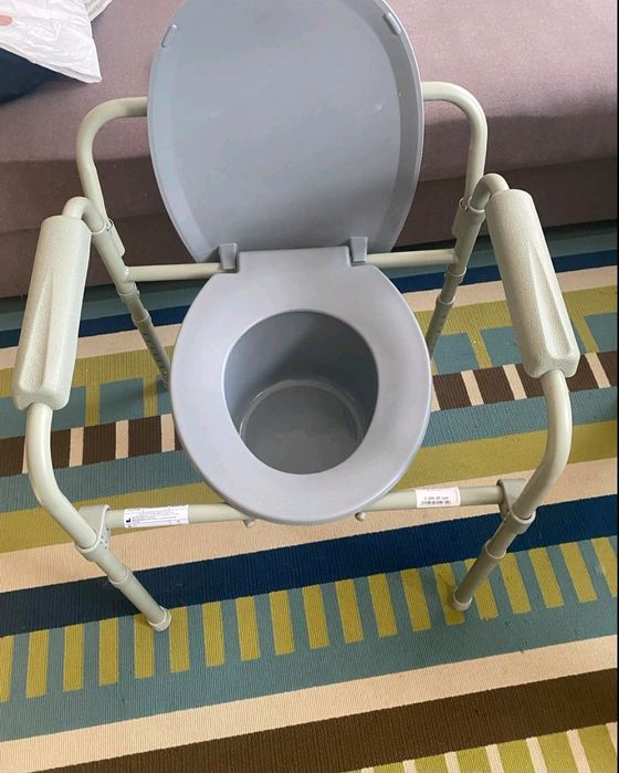 Продам туалетный стульчик
