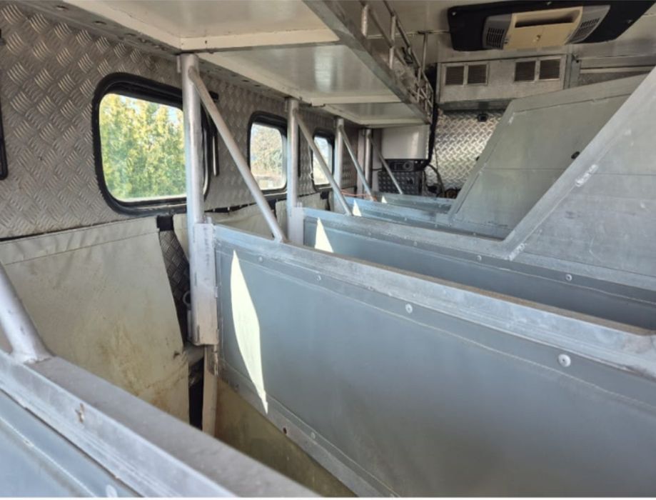 Koniowóz Scania 113H