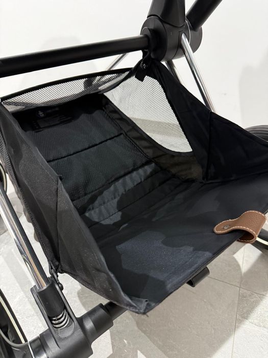 Wózek spacerówka Cybex Priam 2.0 Blossom Light