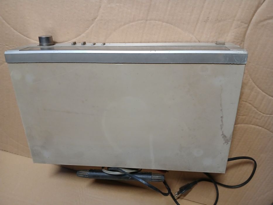 Vintage/retro tuner radiowy SANYO JT 2003L,  lata 80"