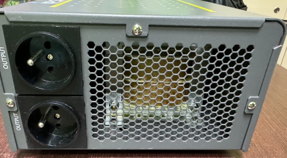 Інвертор, ДБЖ, безперебійник  IPS300SIN-WM