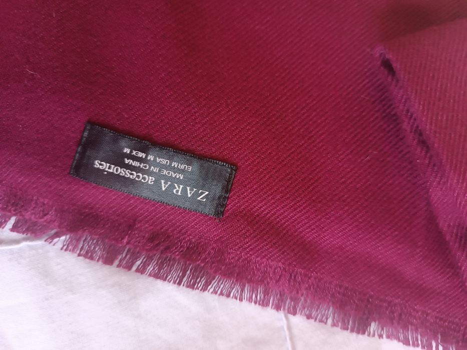 Cachecol bordo Zara