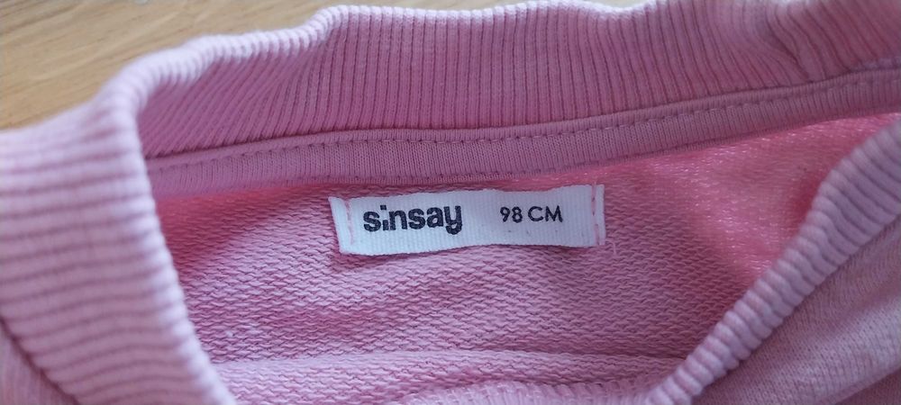 2 bluzy Sinsay rozm. 98, stan bdb, bluza serca, kurtka, czapki
