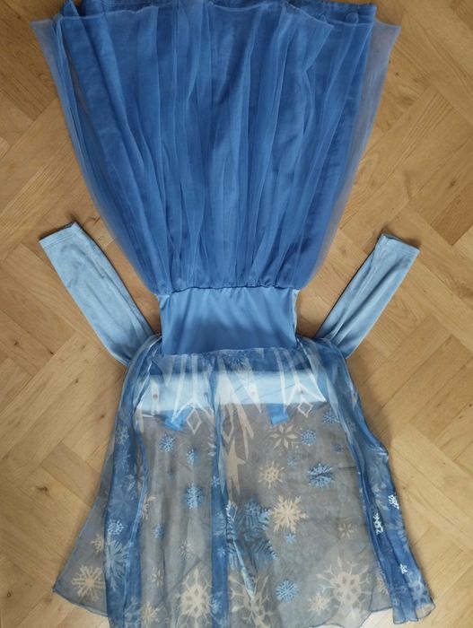 Strój Elsy 122/128 cm + dodatki