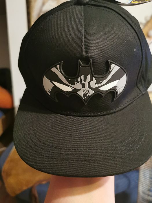 Czapka z daszkiem batman