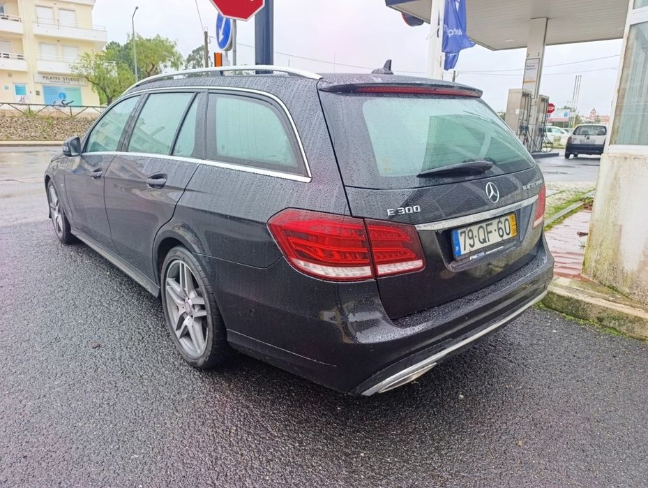 Mercedes E300 Híbrido gasóleo/elétrica 241cv A/T  7 marchas