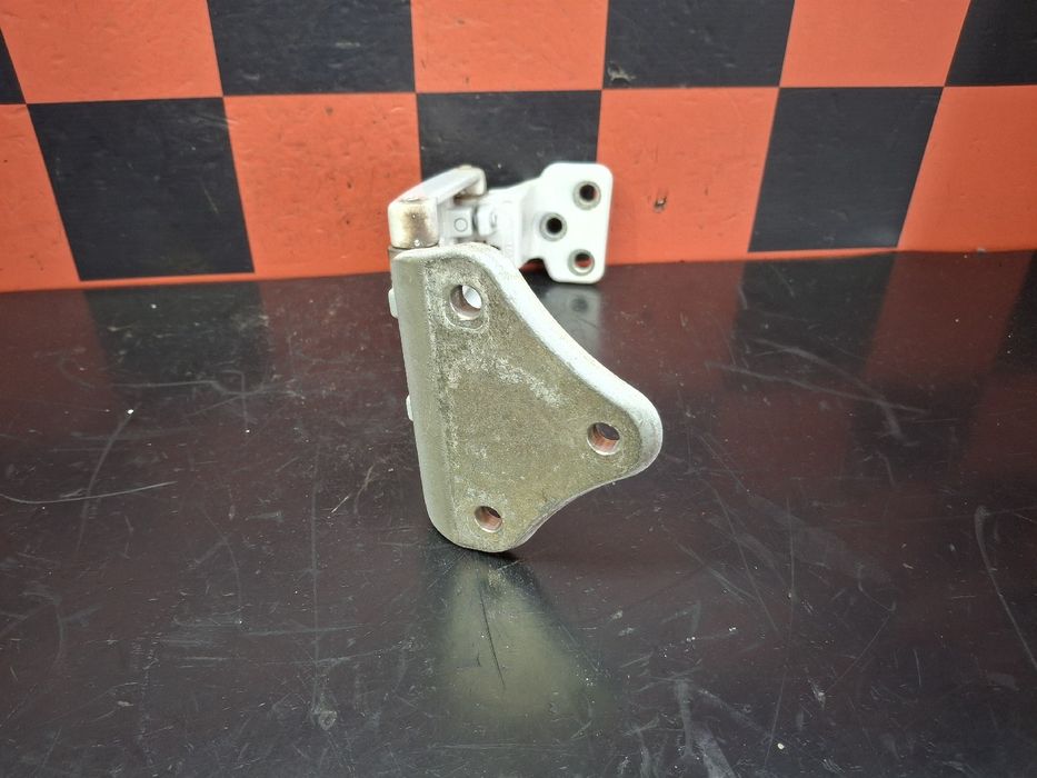 Dobradiça porta trás esquerdo MERCEDES-BENZ Vito (W447)