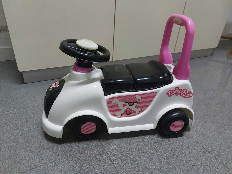 Carrinho para criancas brincar