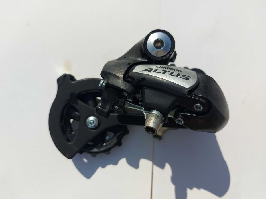 Napęd Shimano 3x8 (manetki Altus + przerzutka Altus)