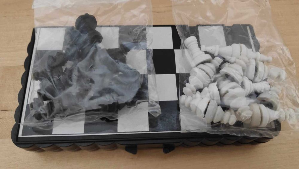 Jogo Xadrez miniatura.