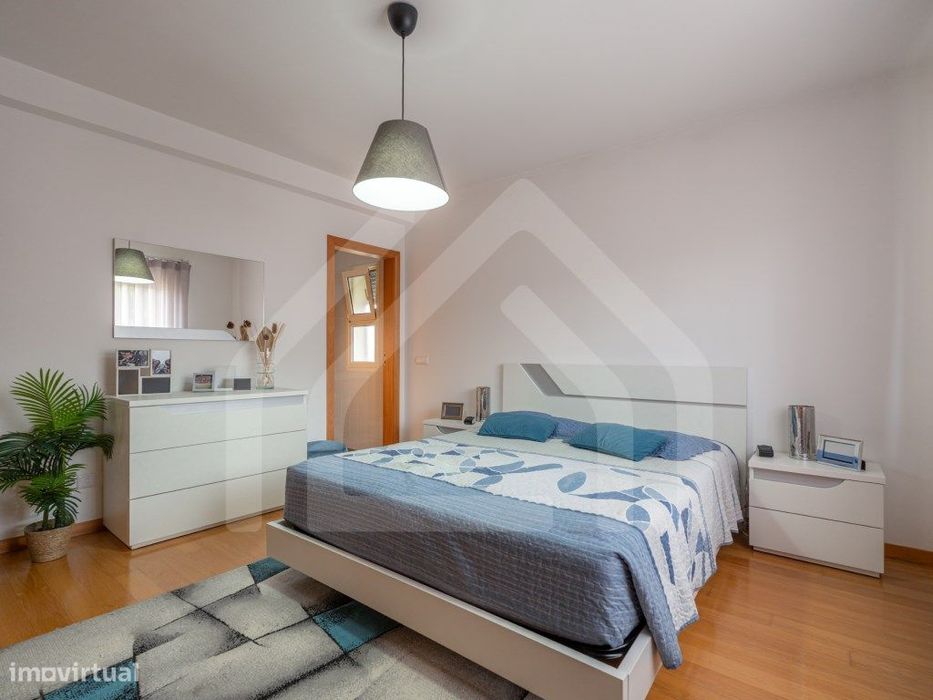 Apartamento T3 | Com sótão | Alqueves