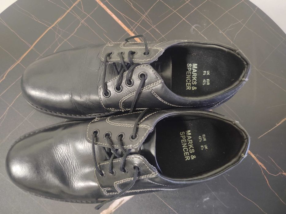 Buty skórzane Marks Spencer 42,5 jak nowe