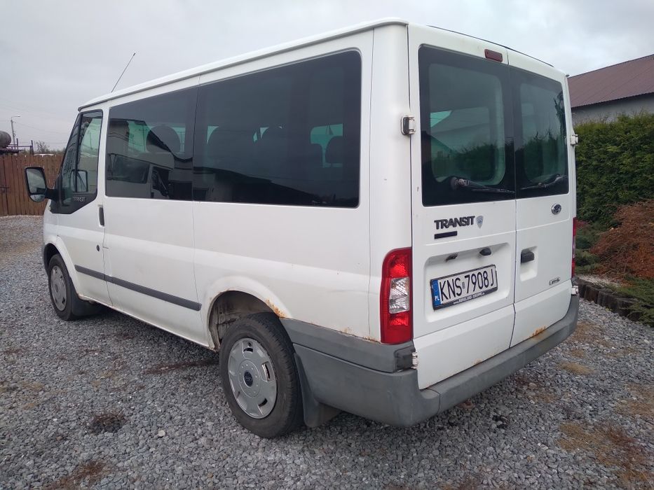 Ford transit 9 osobowy 2010r