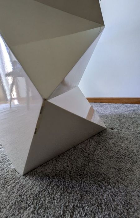 Mesa de vidro com designe