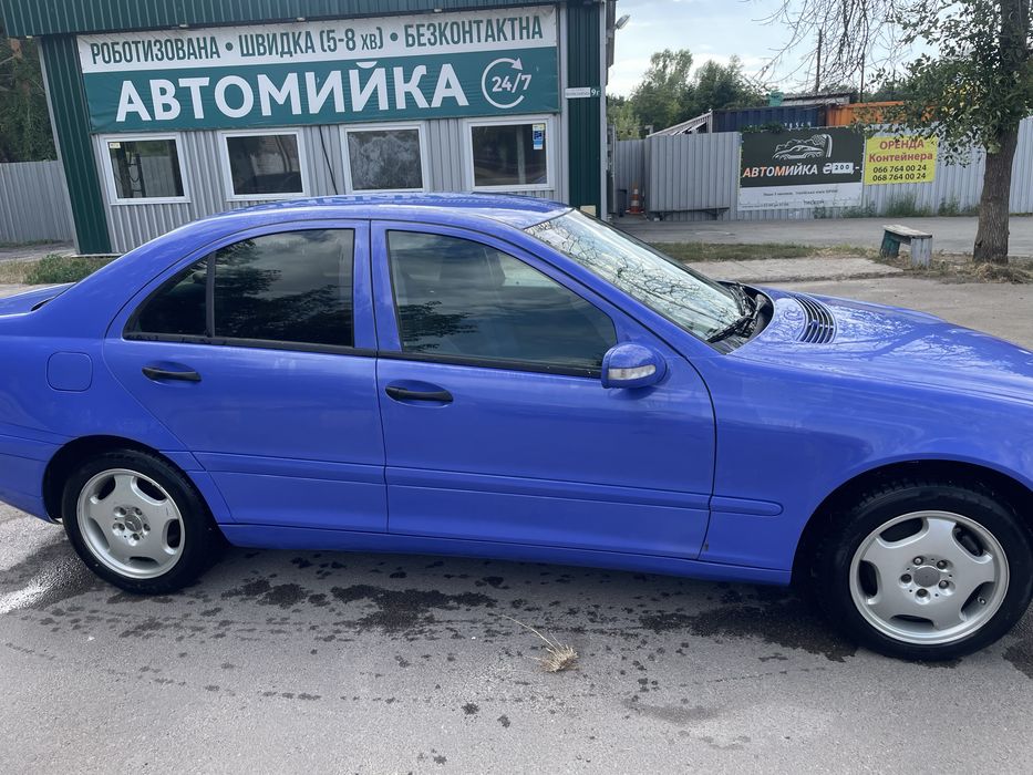 Продаю отличный мерс