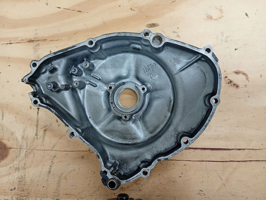Pokrywa dekiel Suzuki dr 650 91-96