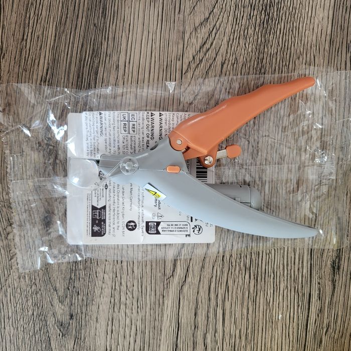 Obcinacz cążki do pazurów psa kota królika z podświetleniem