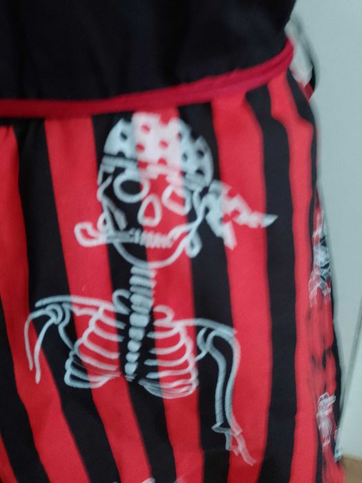 Strój karnawałowy PIRATKA PIRATKI kostium przebranie 122/128  (42)