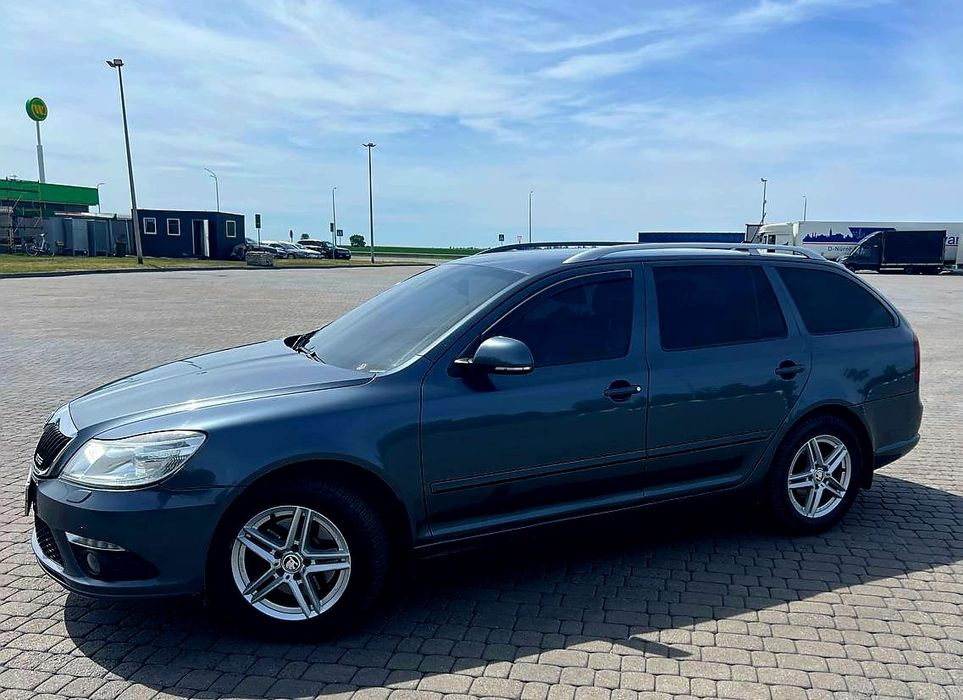 Шкода Октавія VRS 2011р 2.0 170 сил