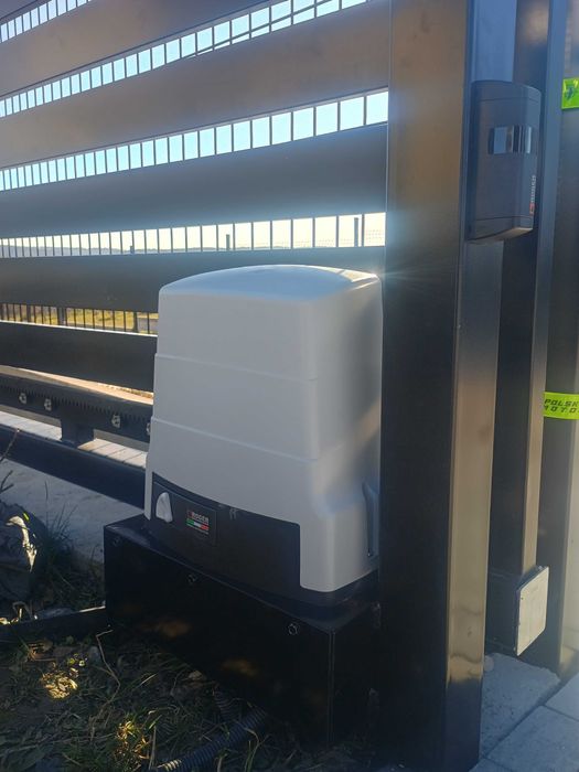 Automatyka bram, szlabany, wideodomofony, monitoring - montaż, serwis