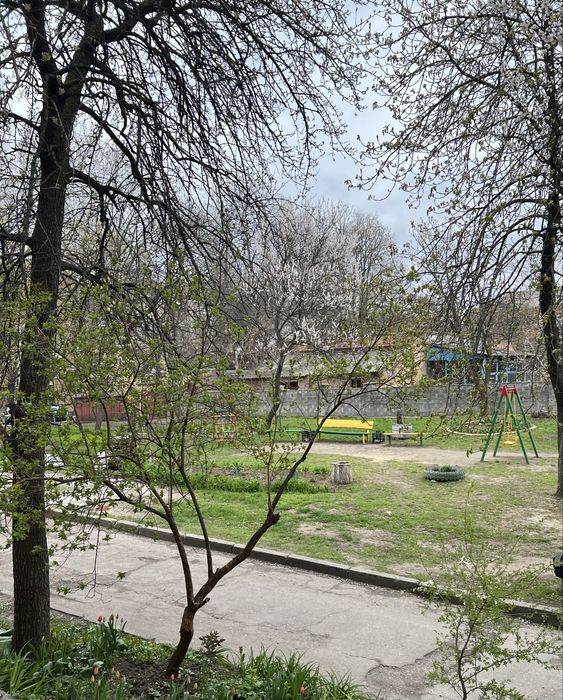 Продам 2 кімнатну кв ( бульвар Студентський)