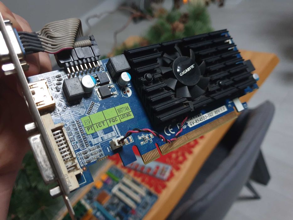 Karta graficzna Gigabyte Radeon HD5450 1GB GV-R545D3-1GI hdmi dvi vga