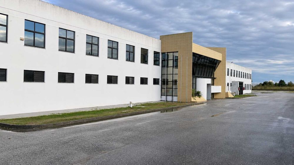 Pavilhão Industrial e Logístico em Torres Novas de 24.880 m² junto à A1, A23 e A13