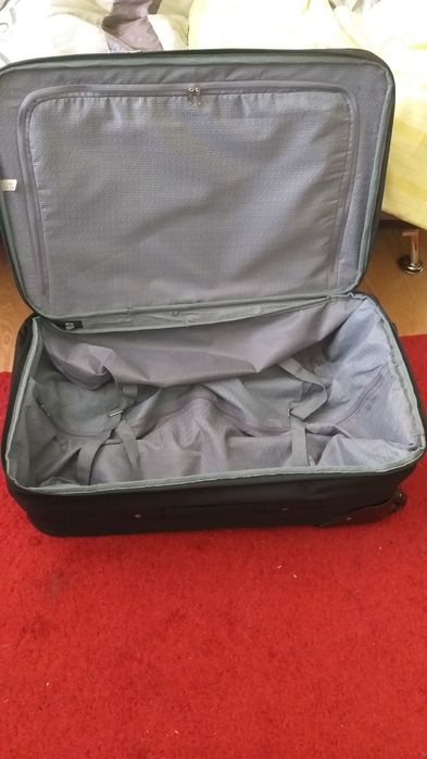 Medium-size suitcase64285062530050121
