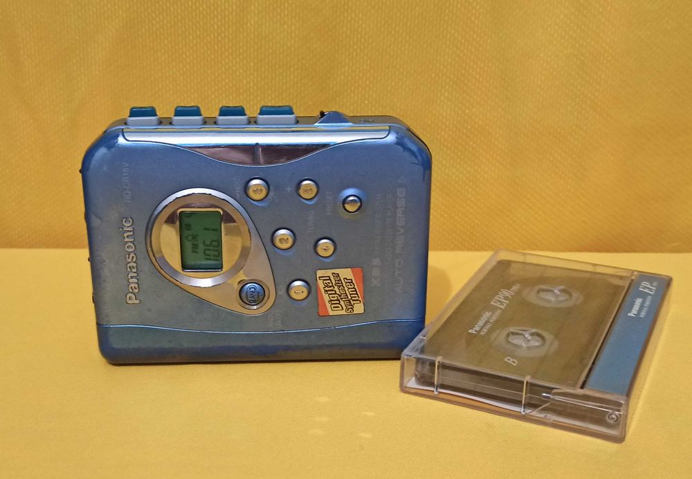 Кассетный плеер Panasonic RQ-CR18V с наушниками